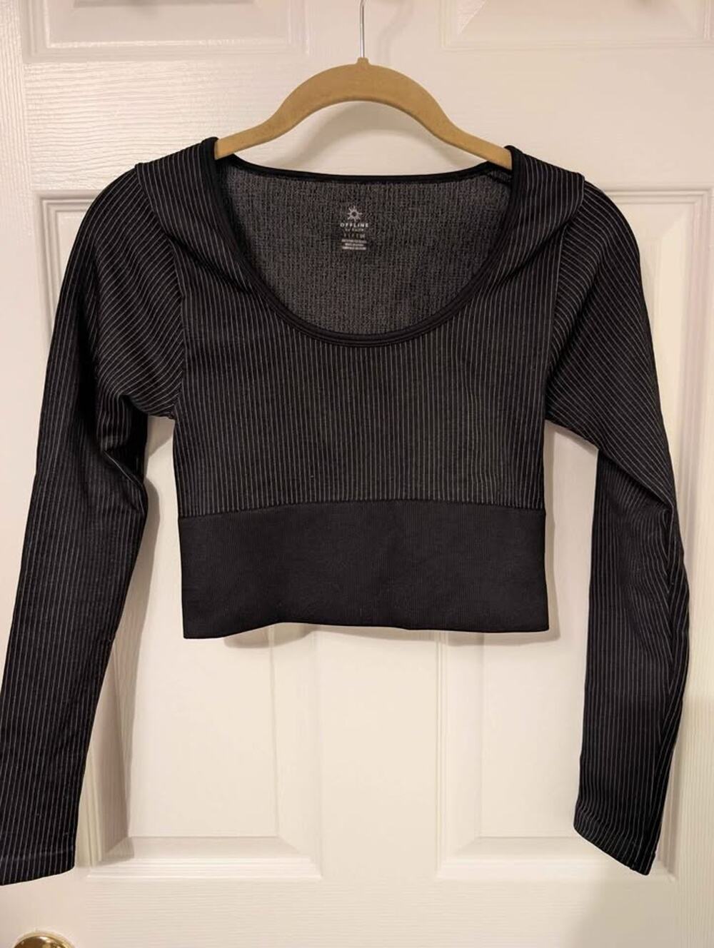 Aerie Offline long sleeve seamless top size small